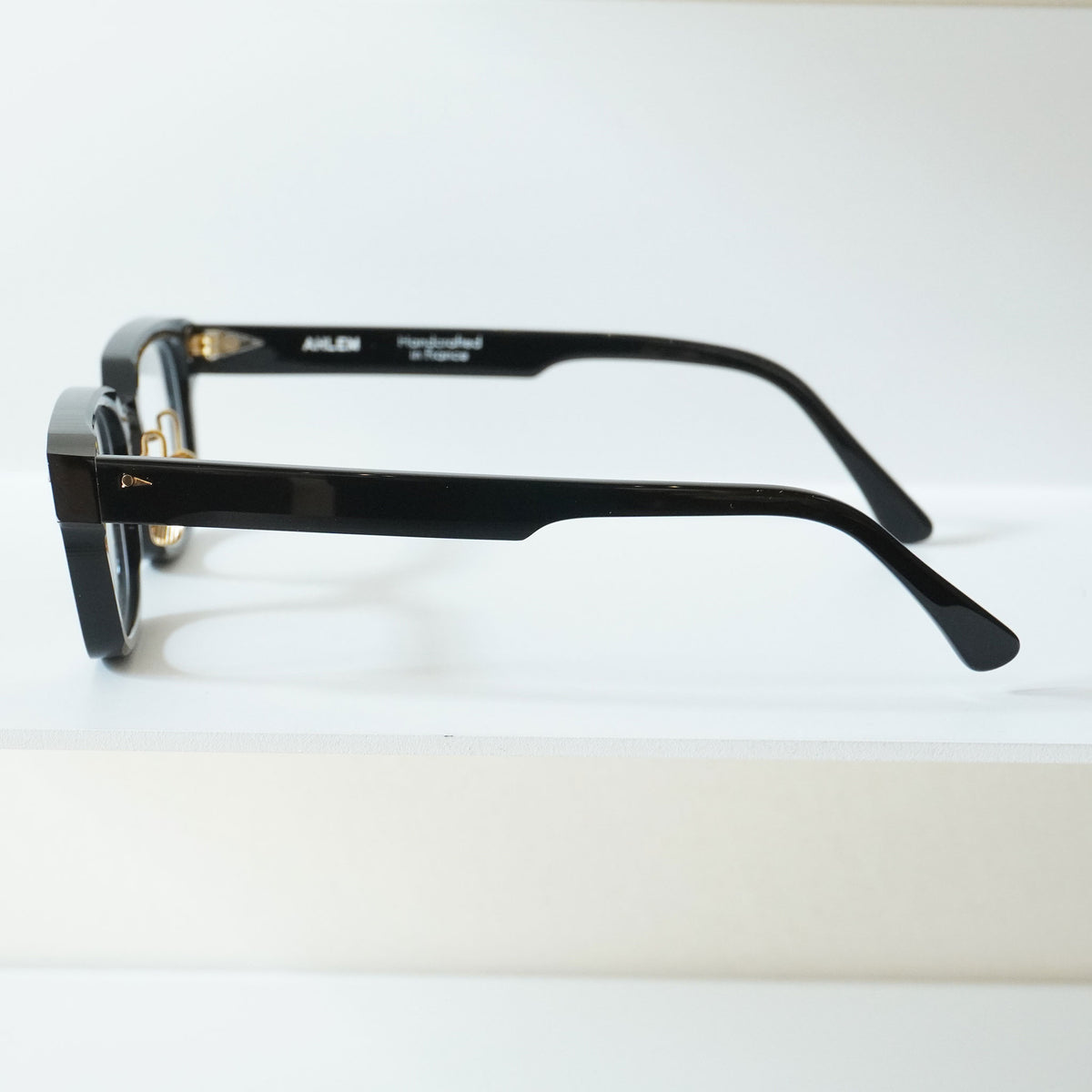 ALEXANDRE Ⅲ WITH PAD (BLACK)