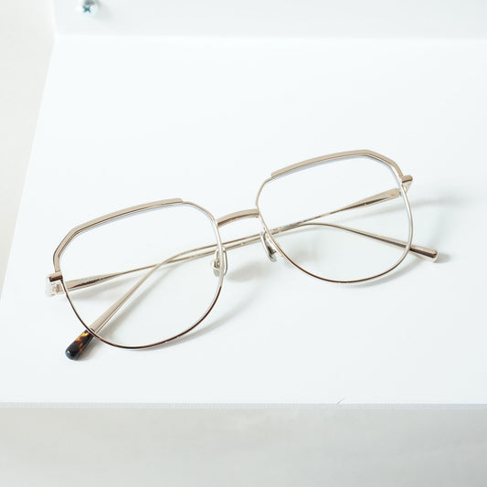 B0024 (GOLD)