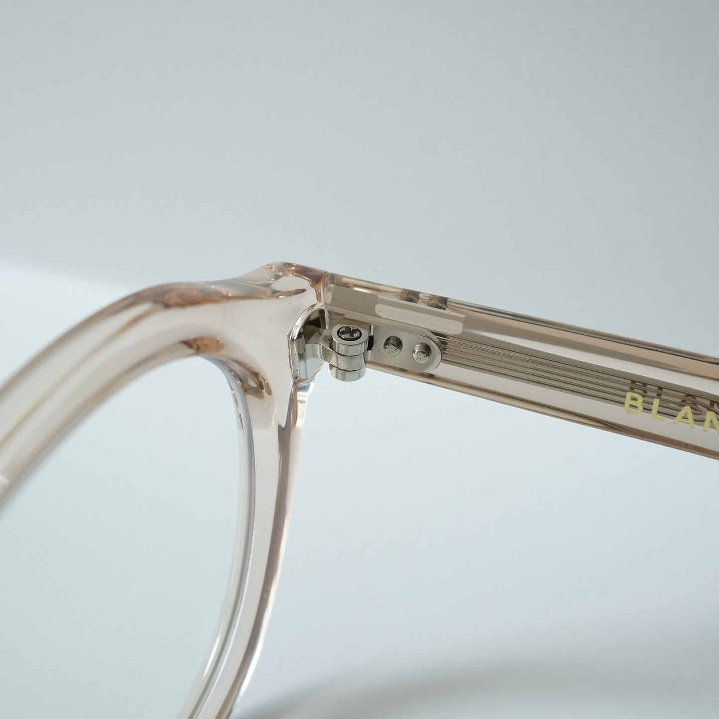 B0043 (CHAMPAGNE)