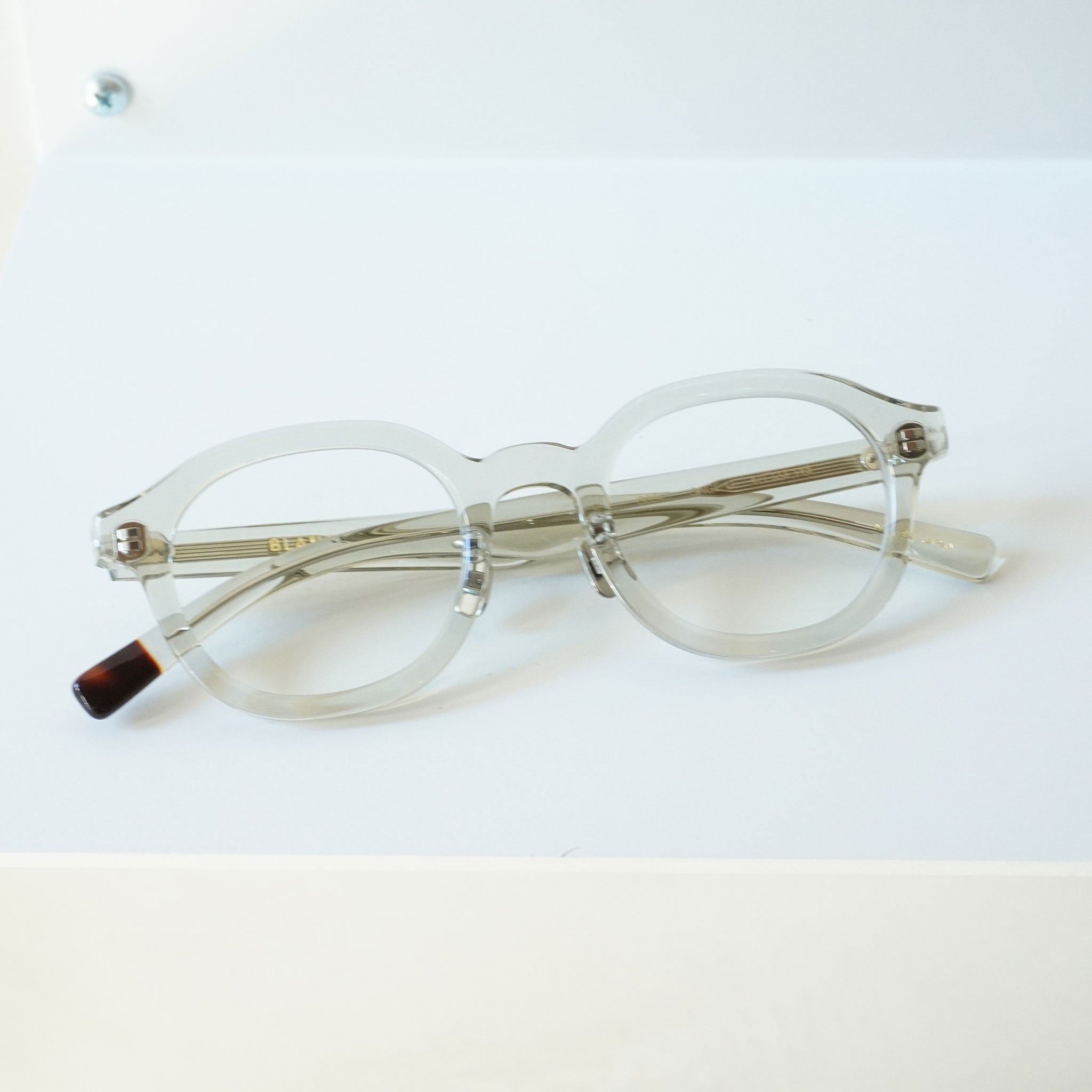 2025年モデル【極美品】BLANC B004 セージグリーン BLANC.. ブラン / B0043 / SAGE GREEN / メガネ – KRANC OPTICAL