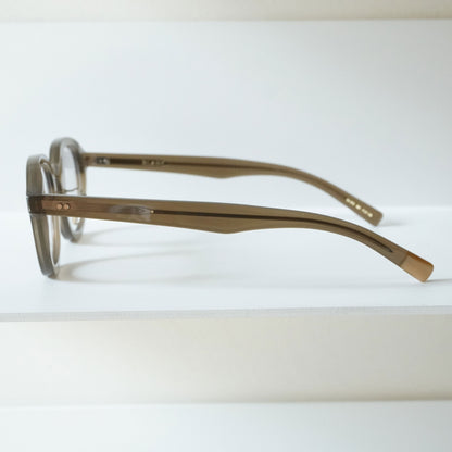 B0043 (TAUPE)