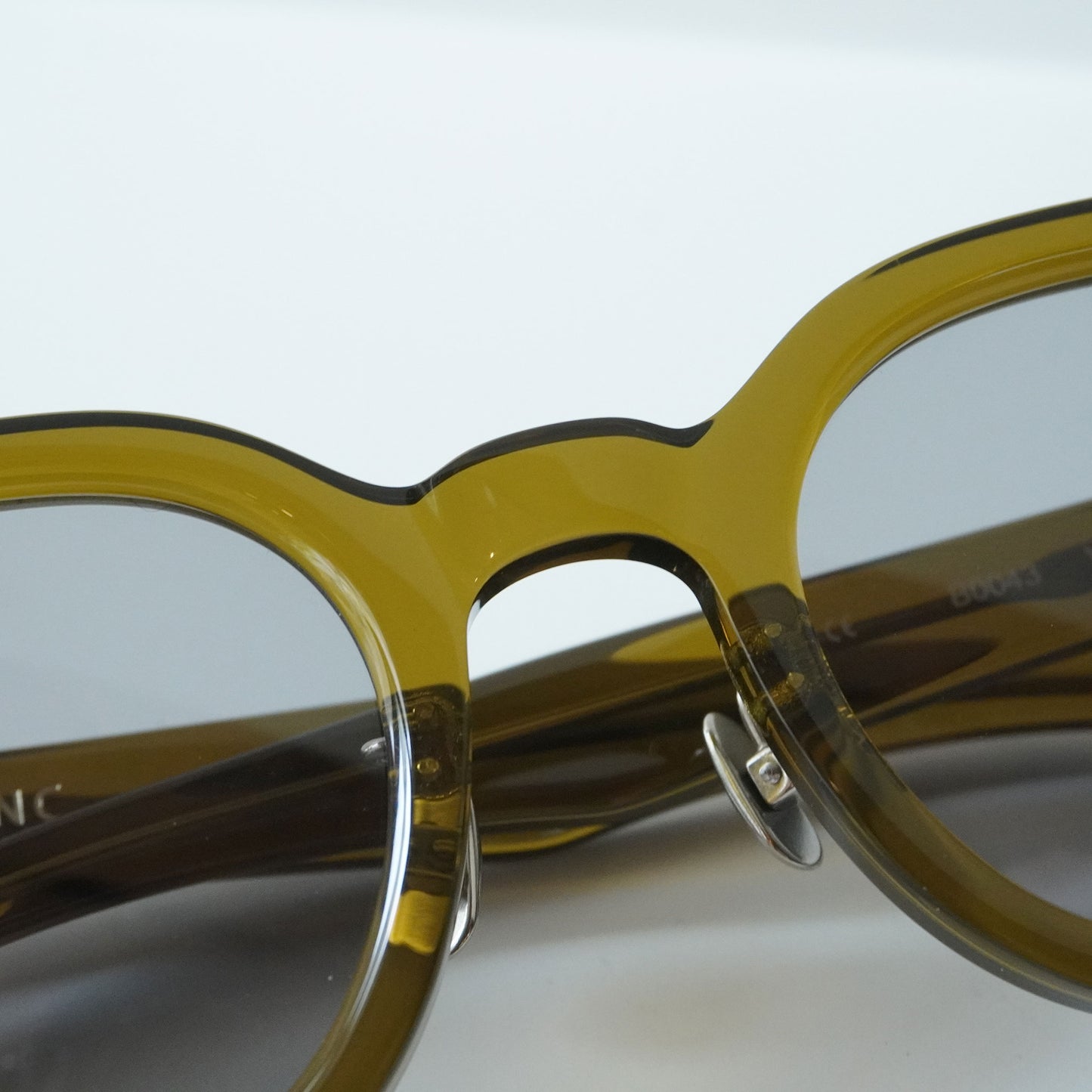B0043 (VINTAGE OLIVE)