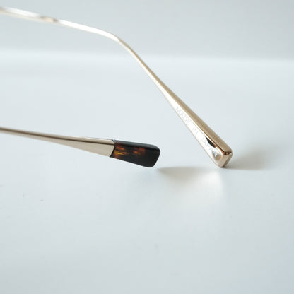 B0049 (GOLD)