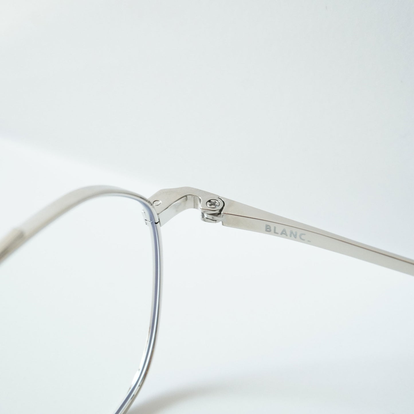 B0049 (SILVER)