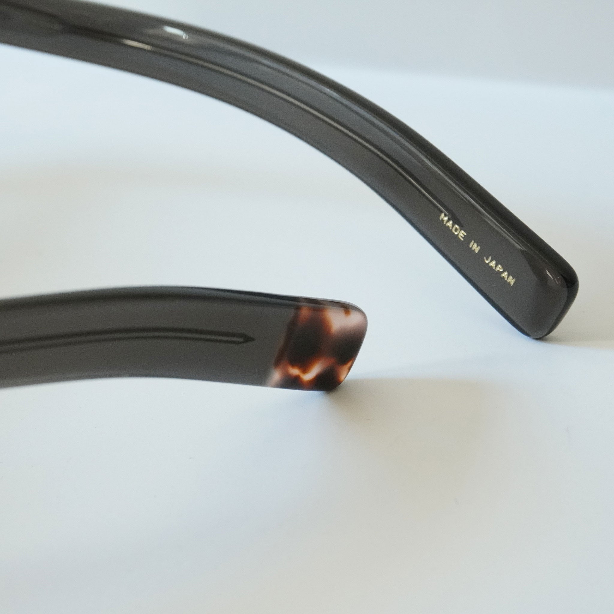 BLANC.. ブラン / BE008 / CLEAR DARK GREY / サングラス – KRANC OPTICAL