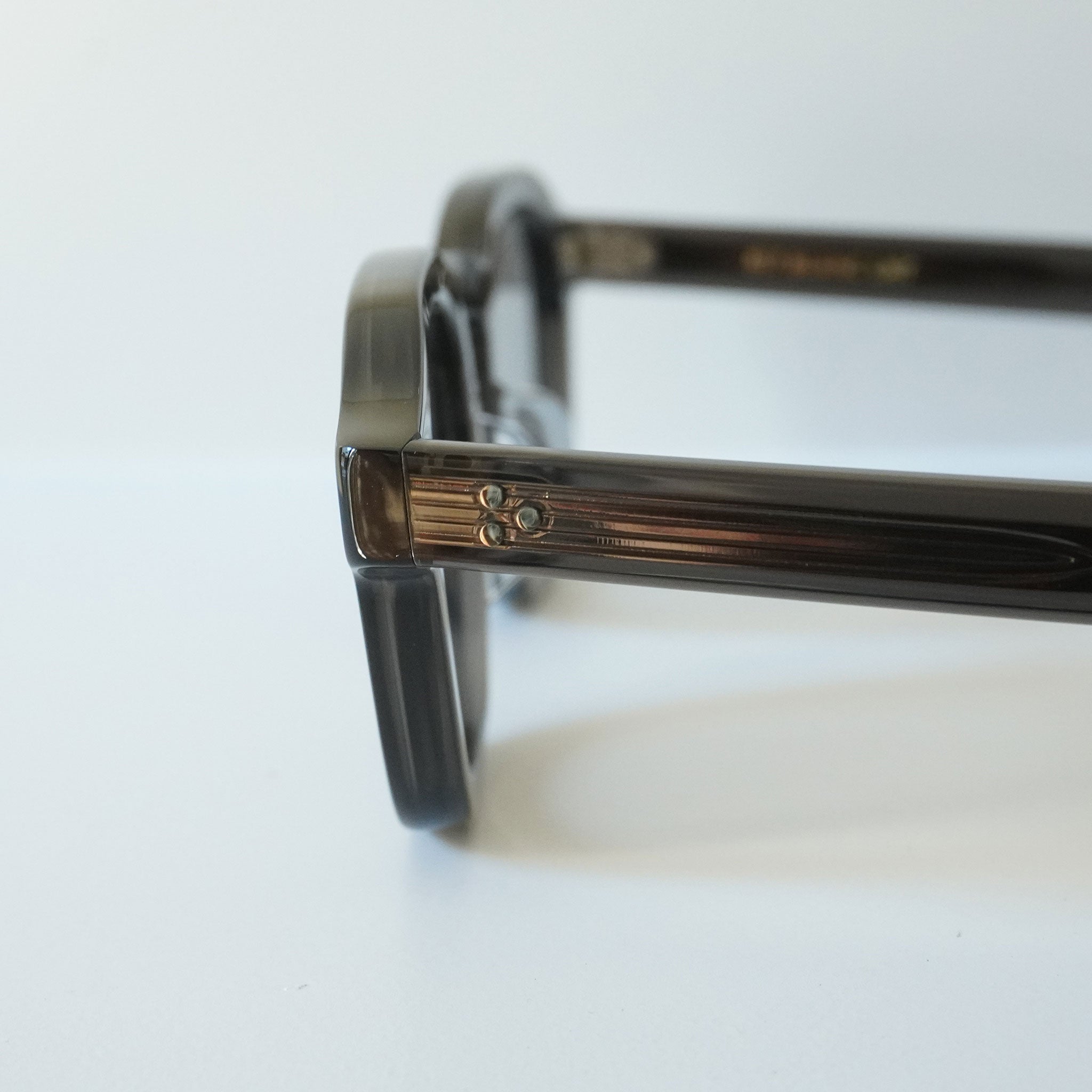 BLANC.. be008 CLR D GRY 度入りカラーレンズ入り BLANC.. ブラン / BE008 / CLEAR DARK GREY / サングラス – KRANC OPTICAL