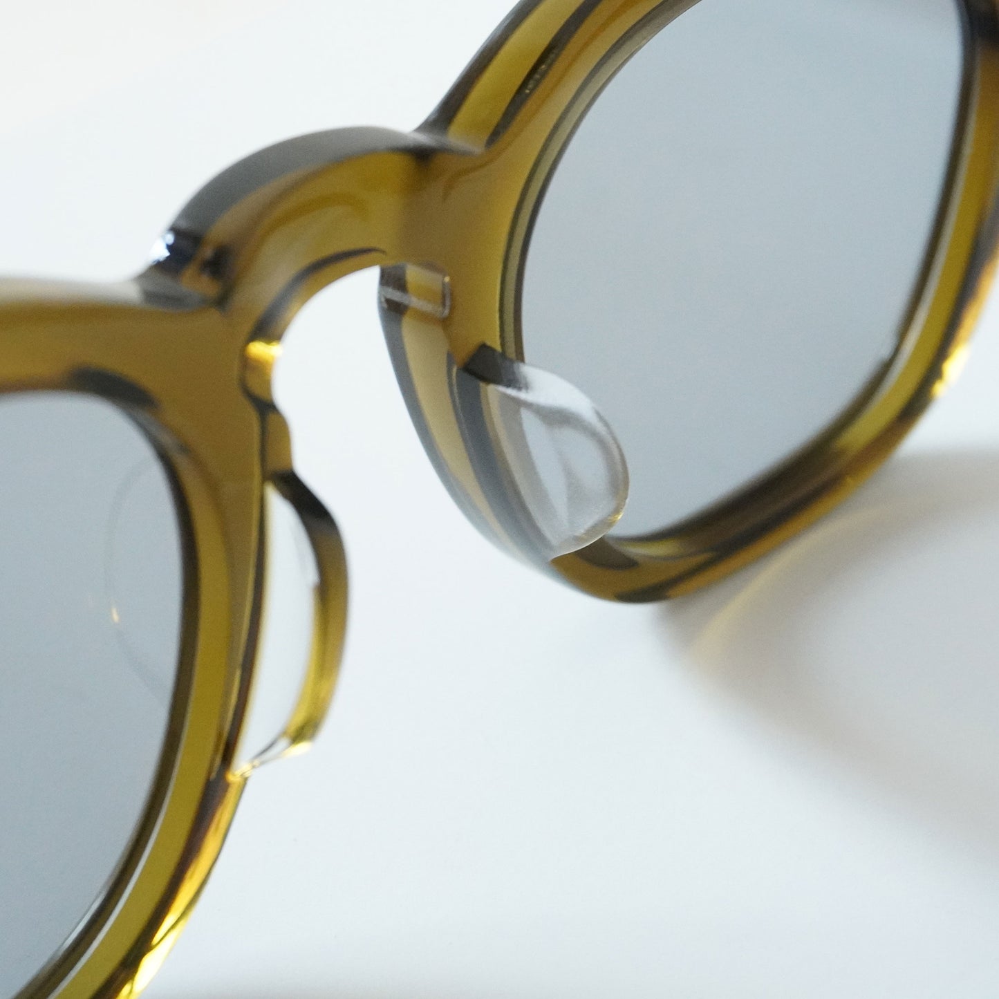 BE008 (VINTAGE OLIVE)