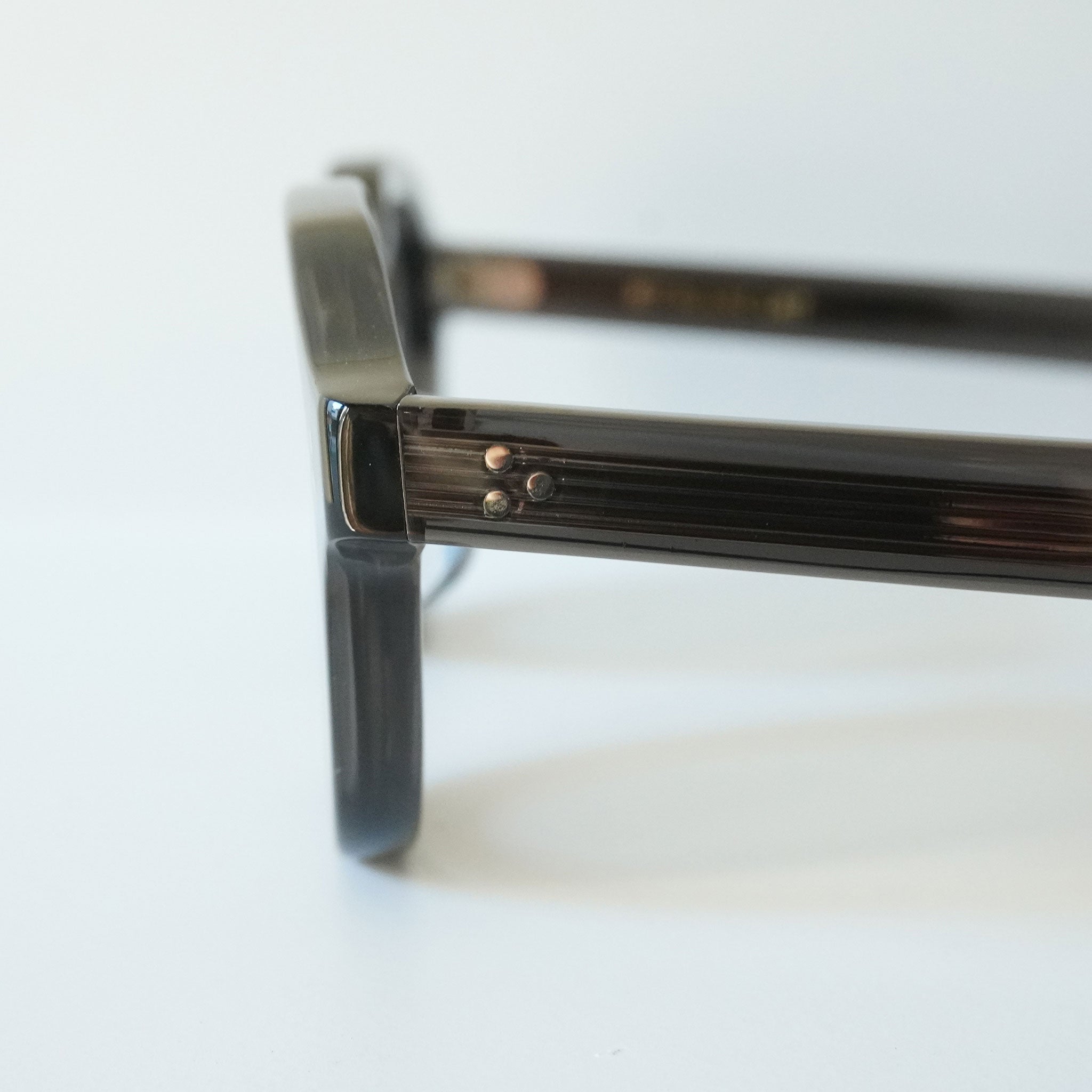 BLANC.. ブラン / BE009 / CLEAR DARK GREY / サングラス – KRANC OPTICAL