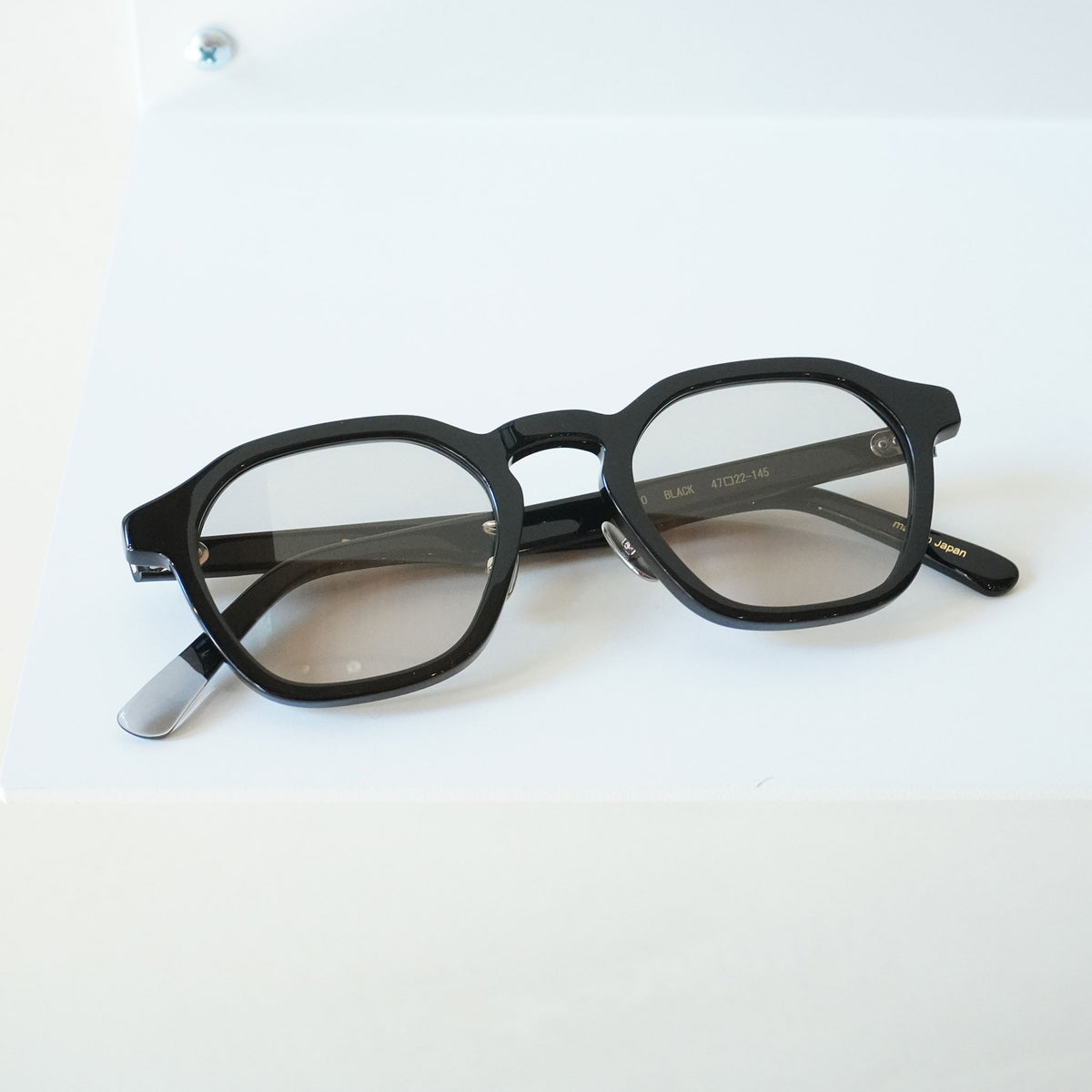 blanc_bm010_black_l.khaki_1. 