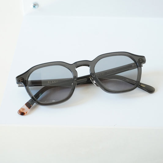 BM010 (CLR D GRAY)