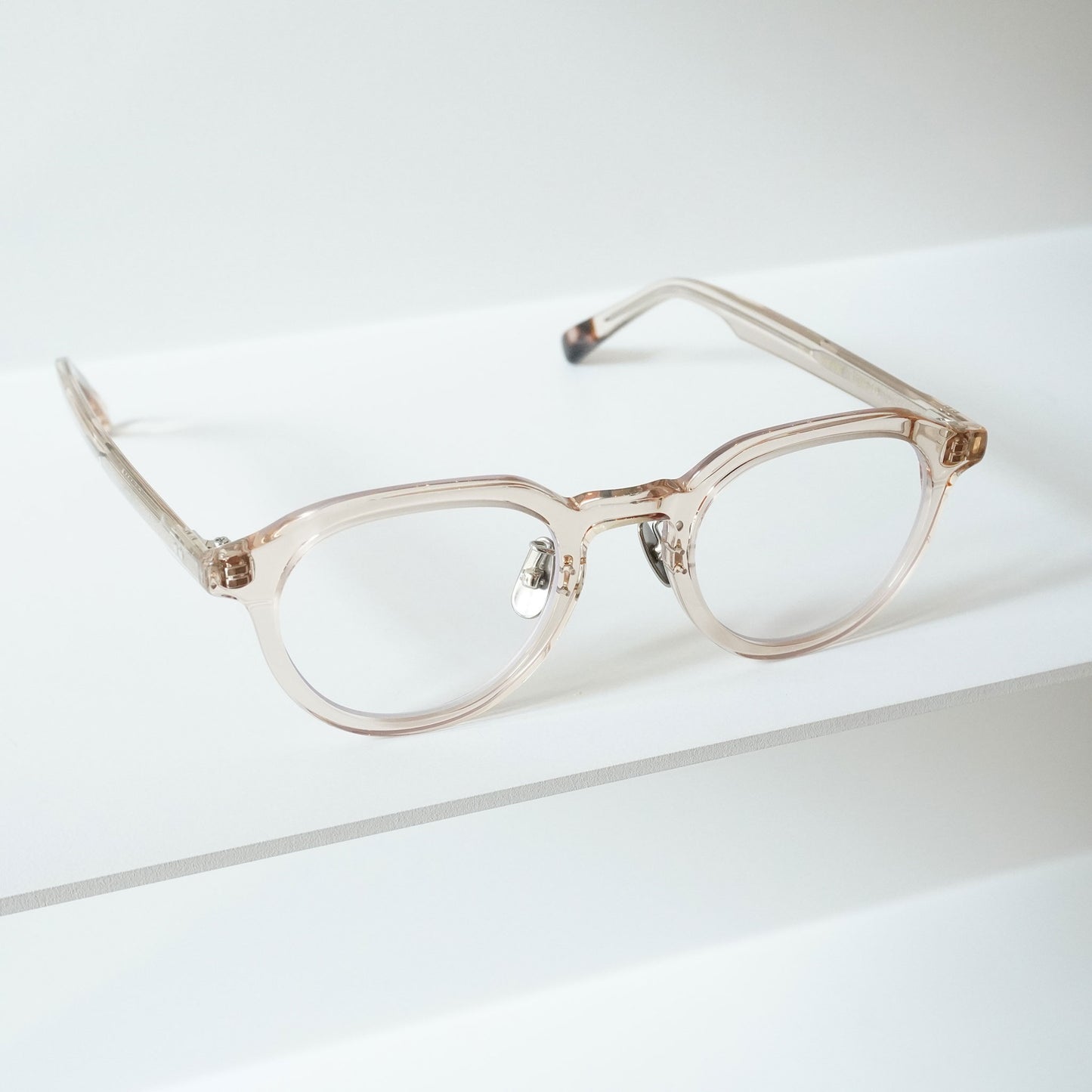 BM013 (CHAMPAGNE)