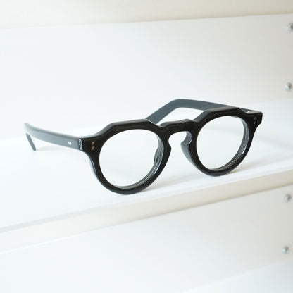 DECADENCE (C1 - RECORD BLACK)