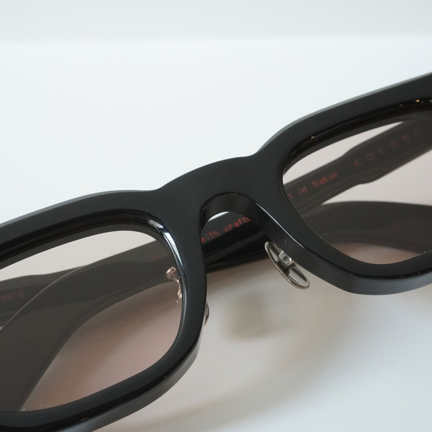 GODARD (C1 - RECORD BLACK)