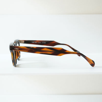 HAWKK EYE (C8 - AMBER)