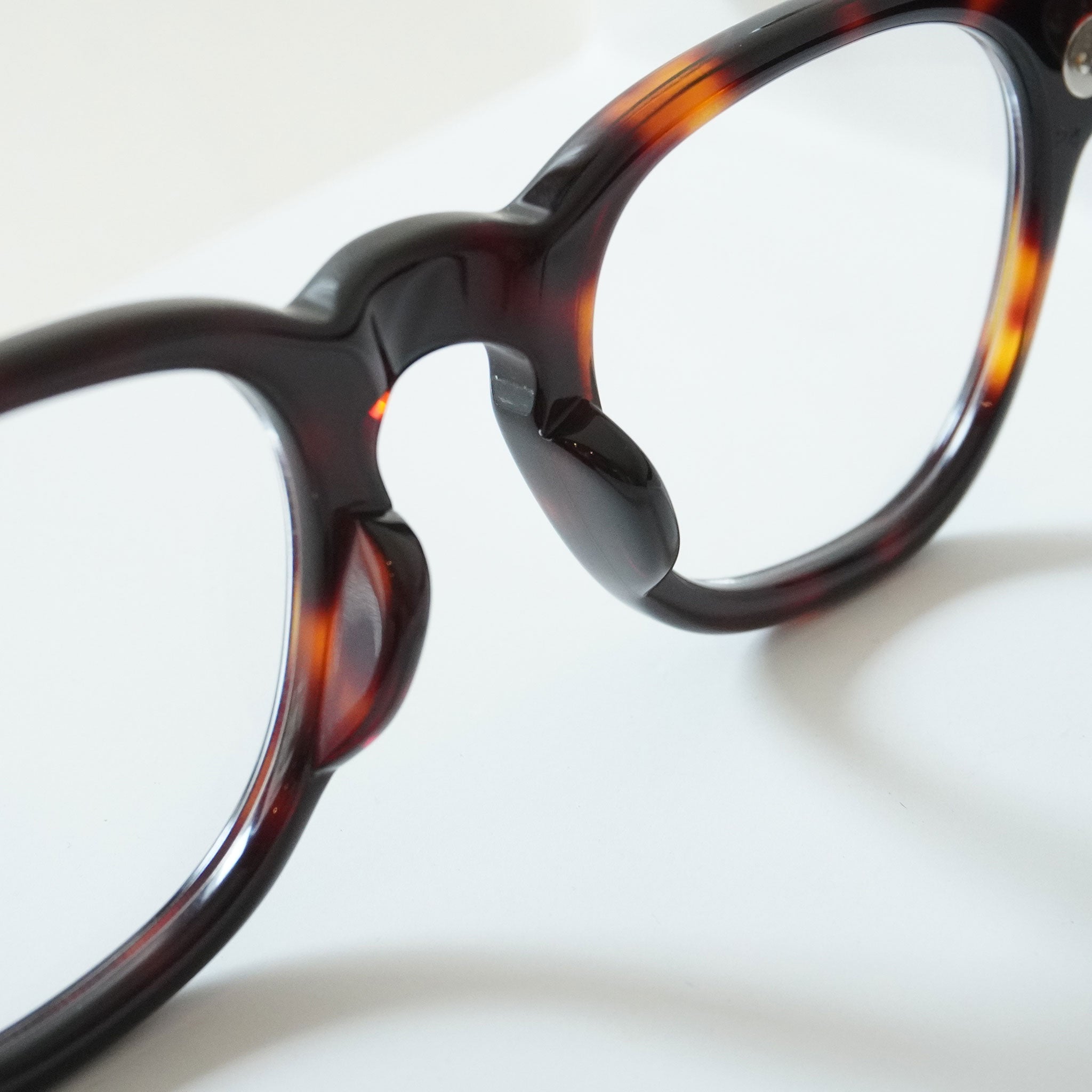 CORNER サングラスLOCKED HANDS (C2 - TORTOISE) corner コーナー / LOCKED HANDS / C2 - TORTOISE / メガネ – KRANC
