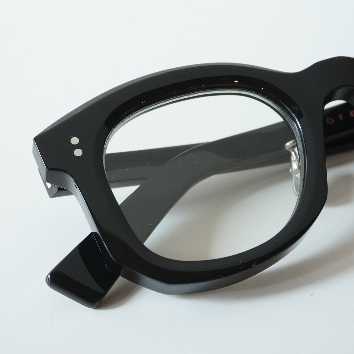 TOILE (C0 - BLACK)