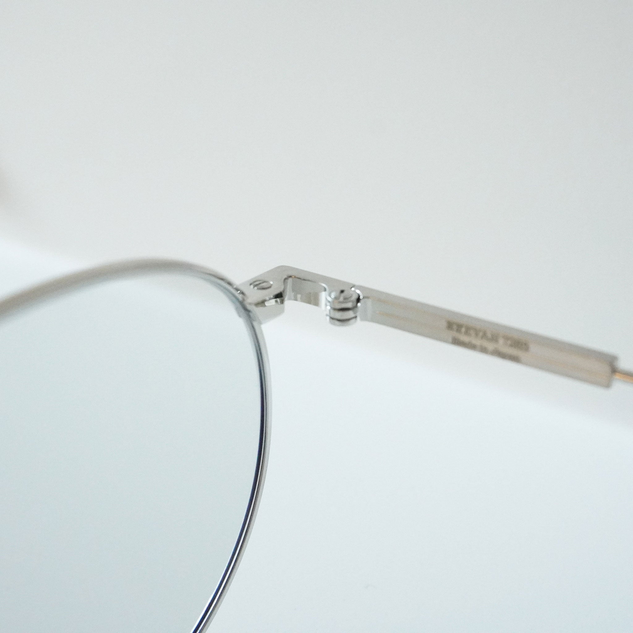 EYEVAN 7285 Eyevan 7285 / 1015 / 812 - BC / Sunglasses – KRANC OPTICAL