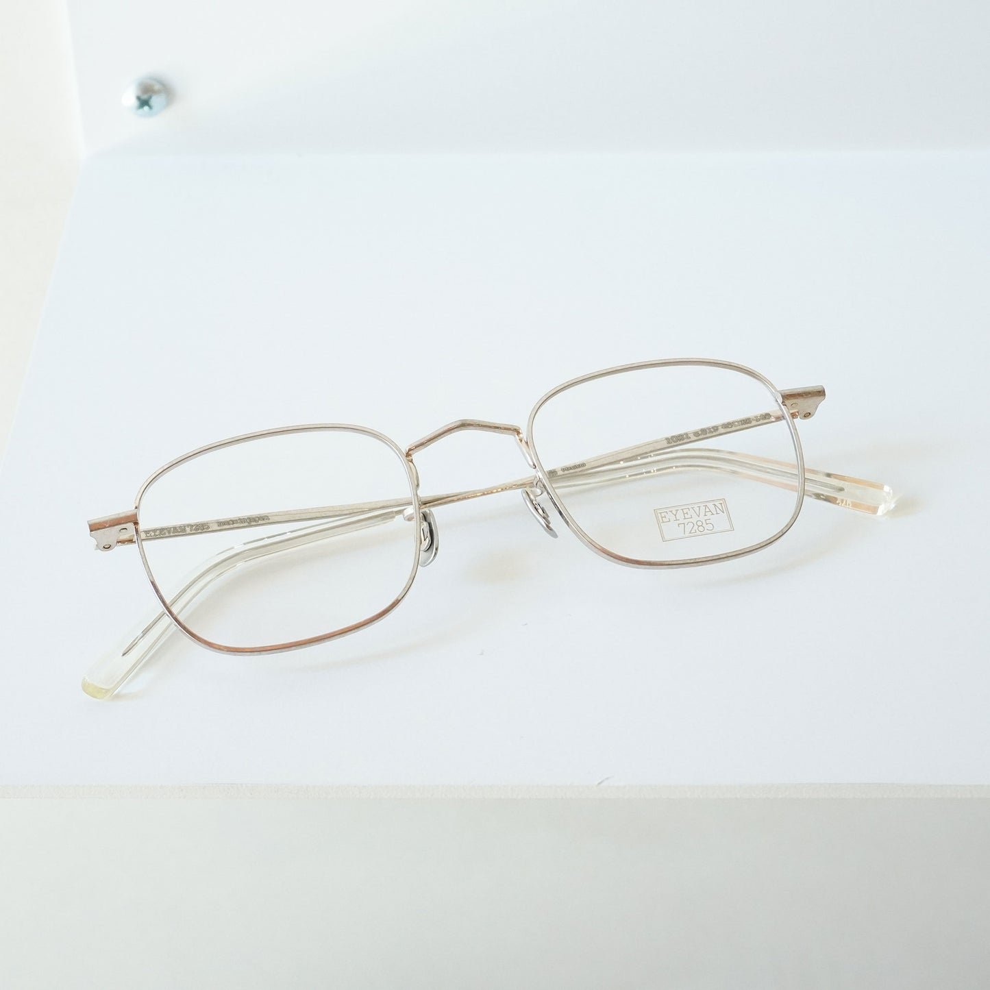 1021 (819 - VINTAGE GOLD)