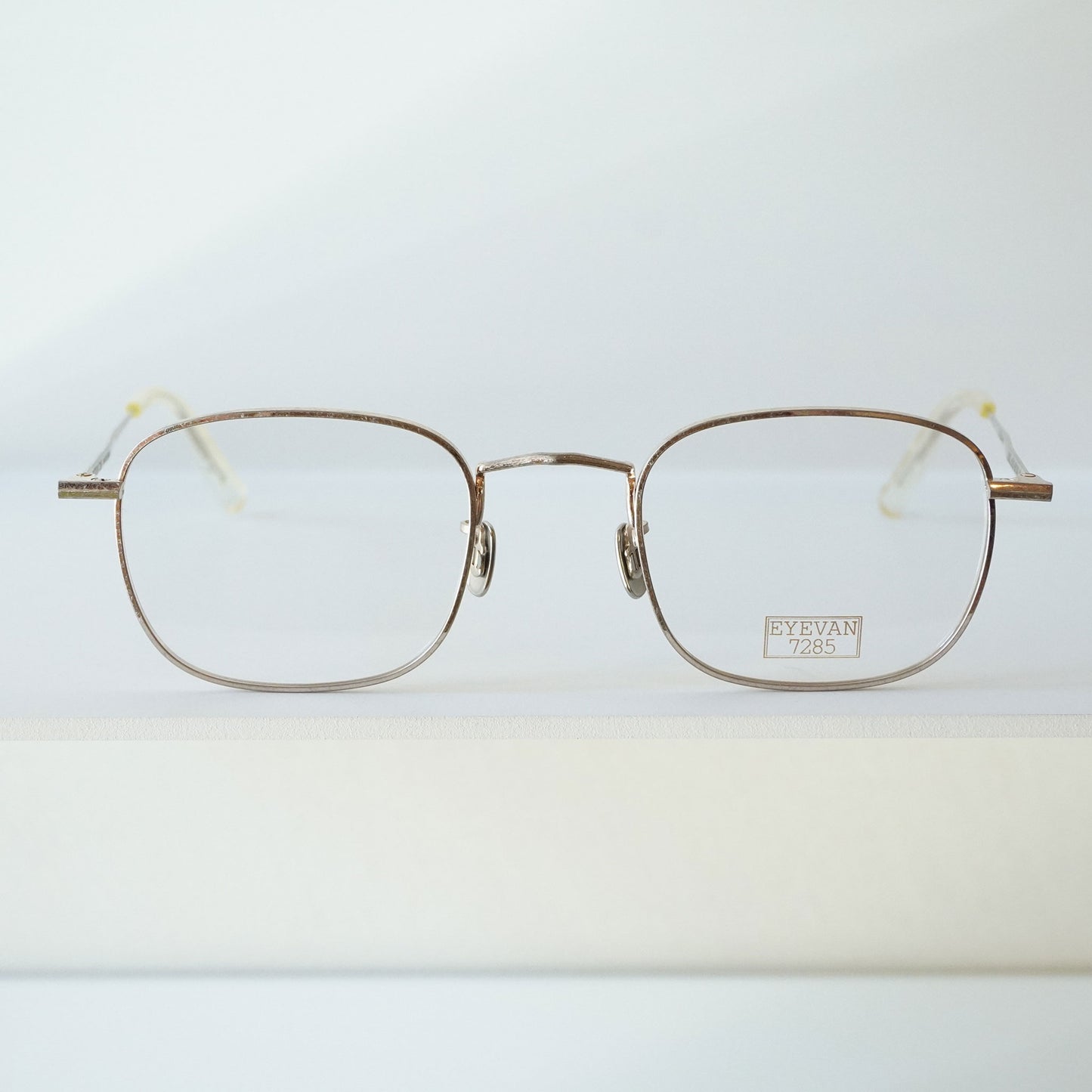 1021 (819 - VINTAGE GOLD)