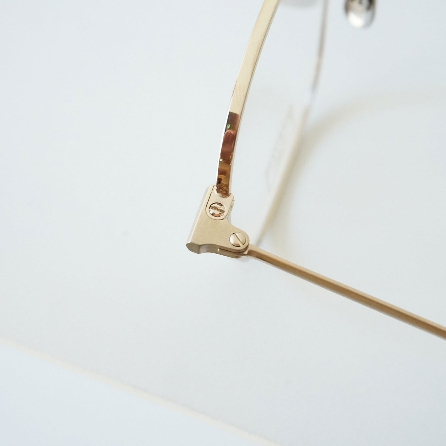 1021 (902 - WHITE GOLD)