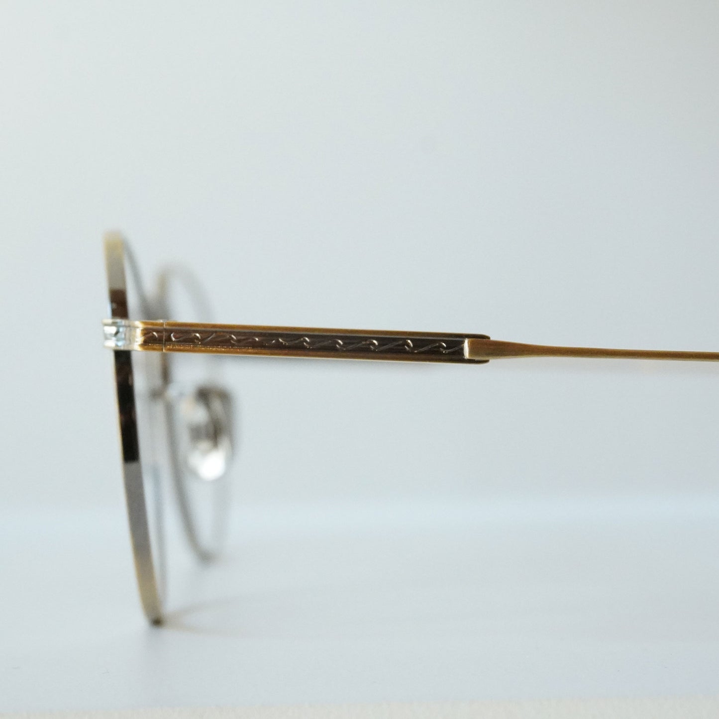 1025 (901 - ANTIQUE GOLD)