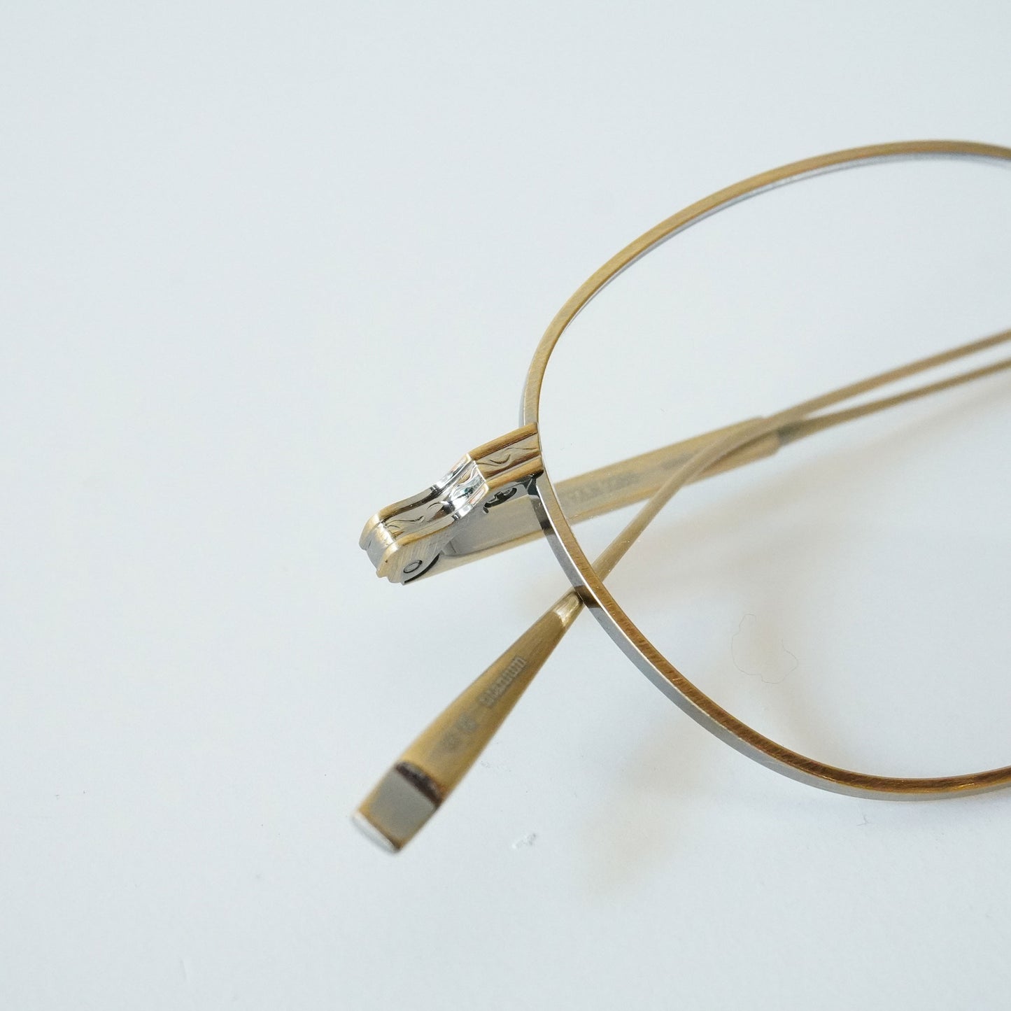 1025 (901 - ANTIQUE GOLD)