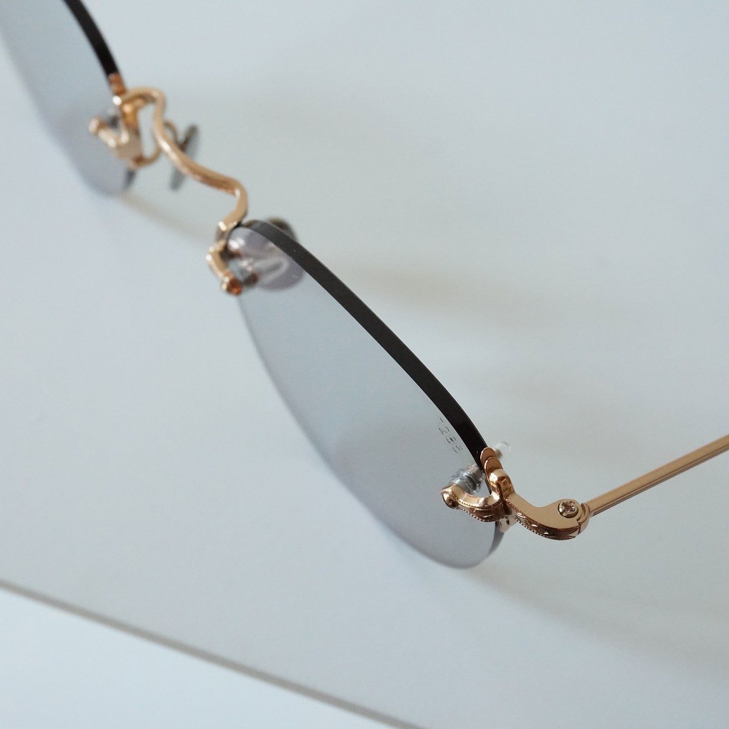 140 48 (900 - EYEVAN GOLD)