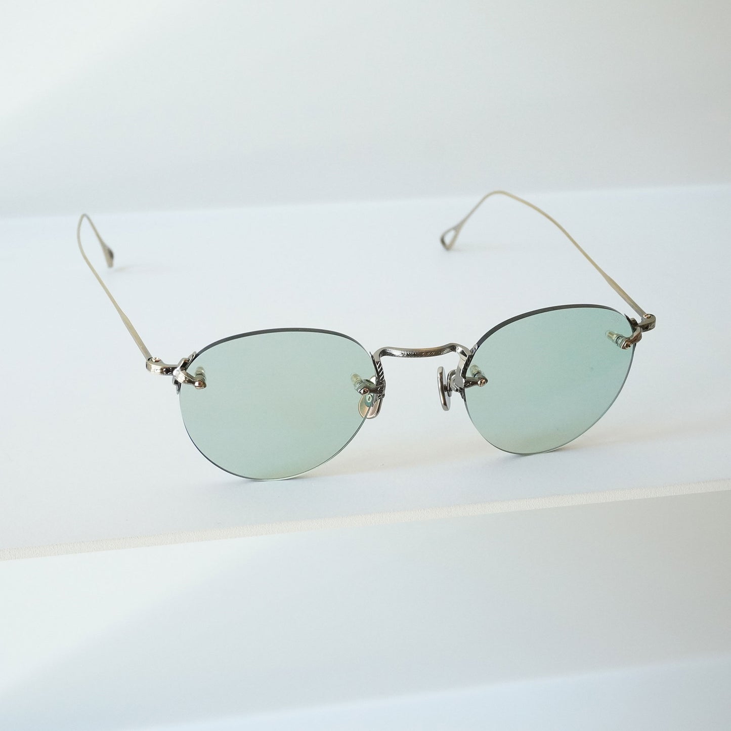 140 48 (901 - ANTIQUE GOLD)