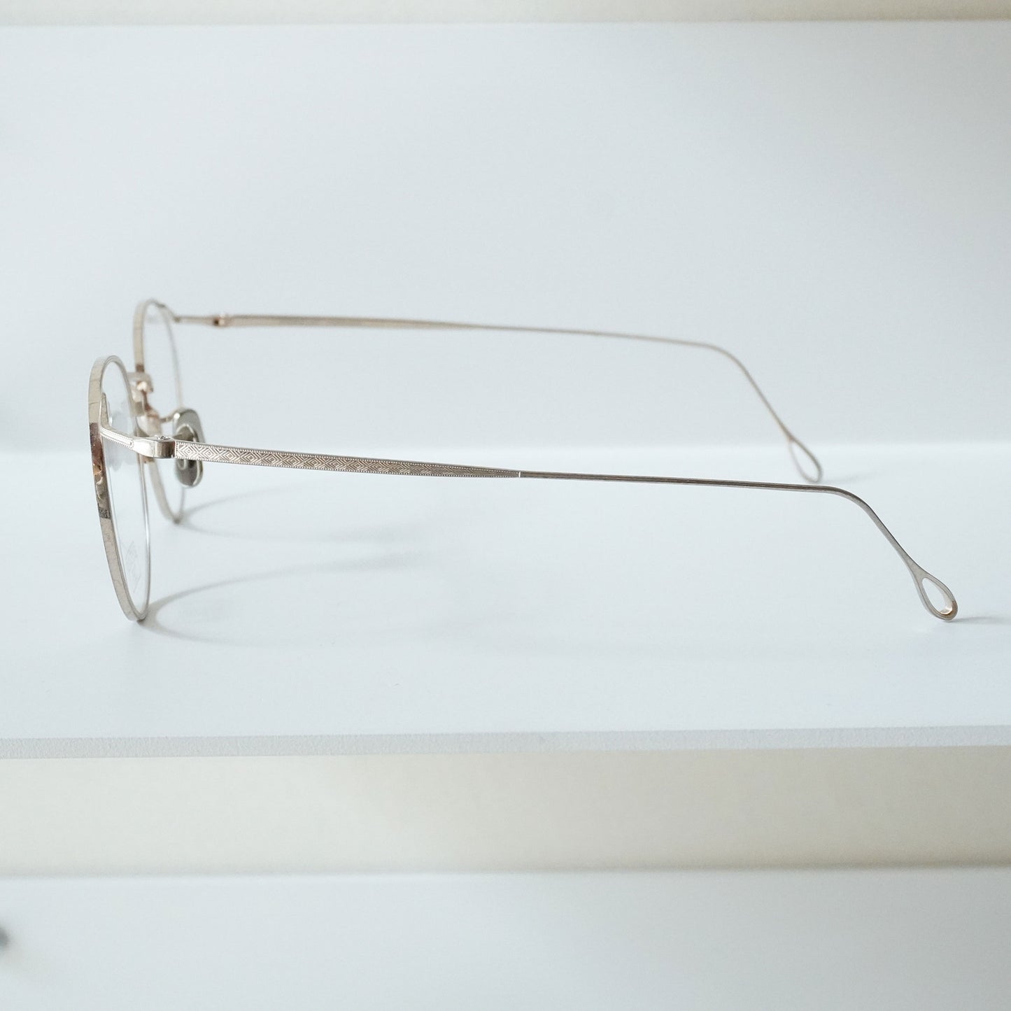 156B 48 (819 - VINTAGE GOLD)