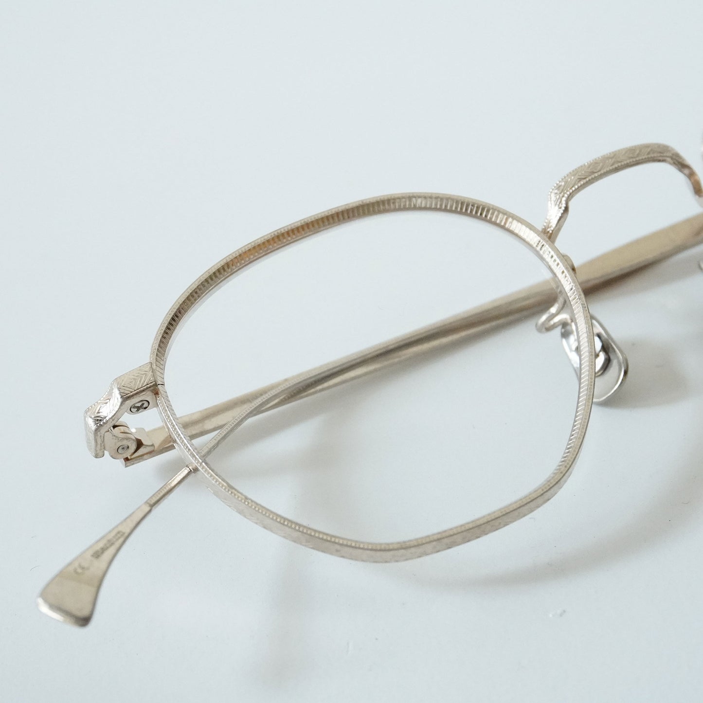 163 (819 - VINTAGE GOLD)