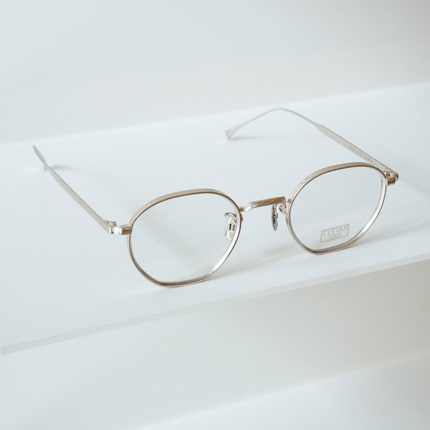 163 (819 - VINTAGE GOLD)