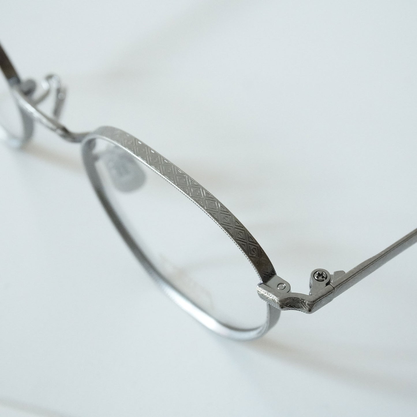 163 (820 - VINTAGE GUNMETAL)