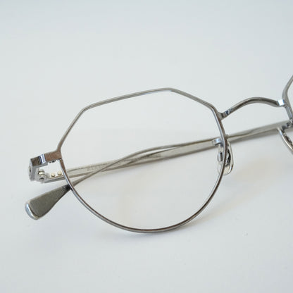 177 (820 - VINTAGE GUNMETAL)