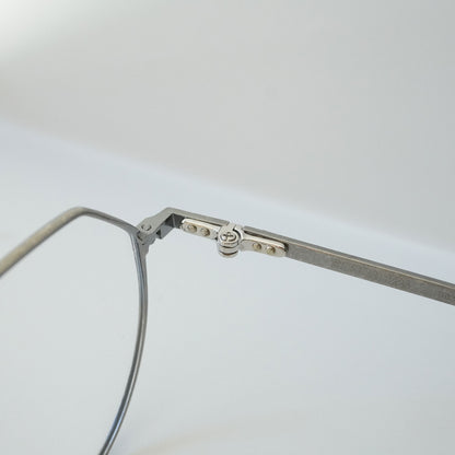 177 (820 - VINTAGE GUNMETAL)