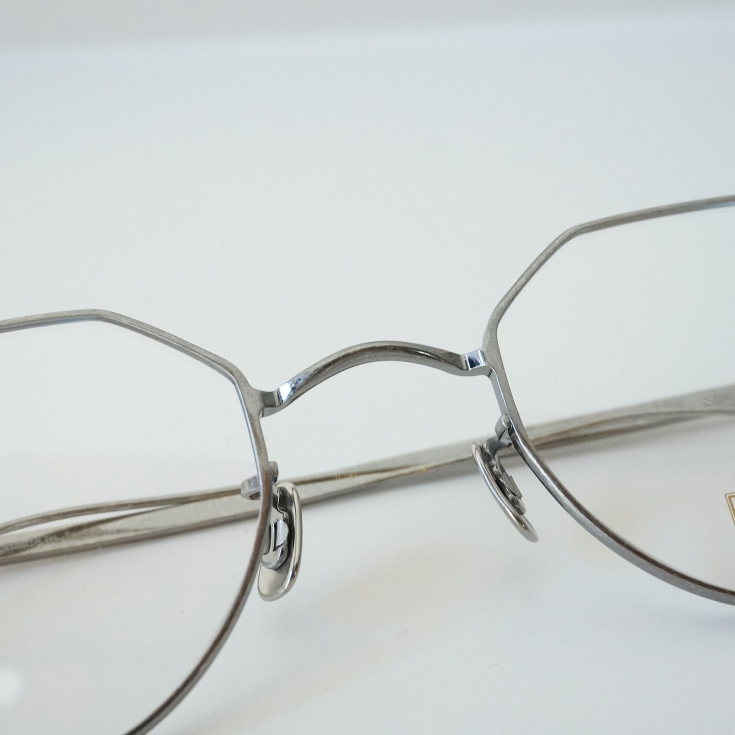 177 (820 - VINTAGE GUNMETAL)