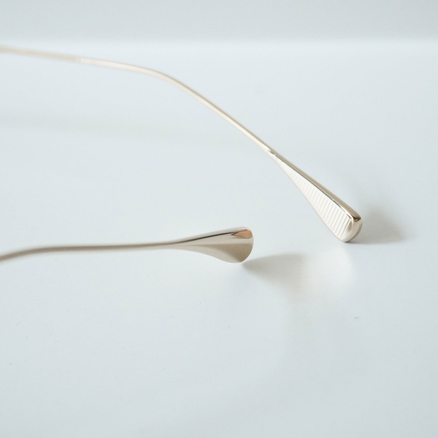 1017 48 (902 - WHITE GOLD)