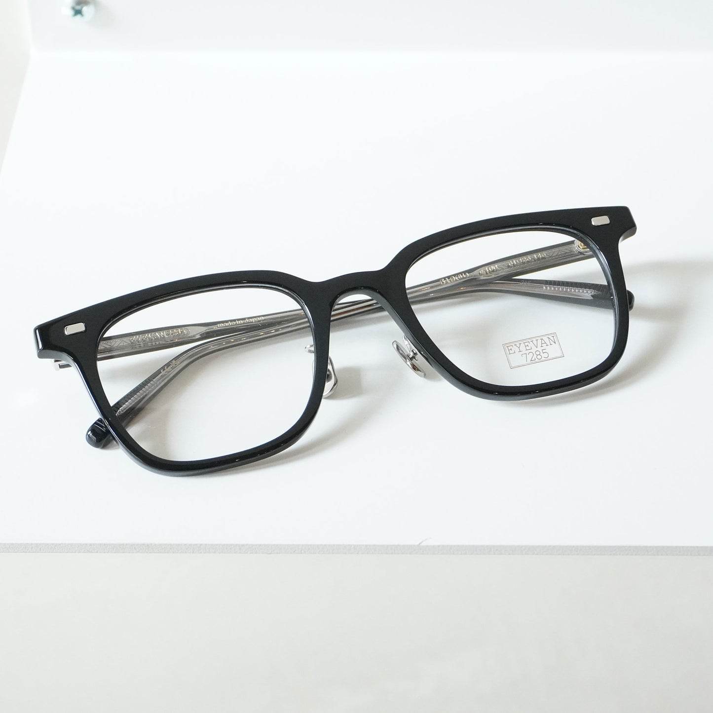 319 51 (100 - BLACK)