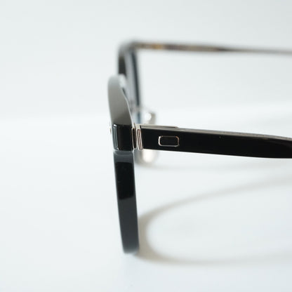 319 51 (100 - BLACK)
