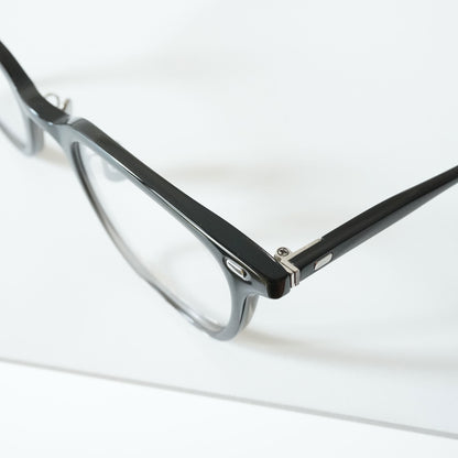319 51 (121 - GRAY HALF)