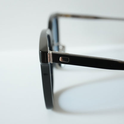 319 51 (100 - BLACK)