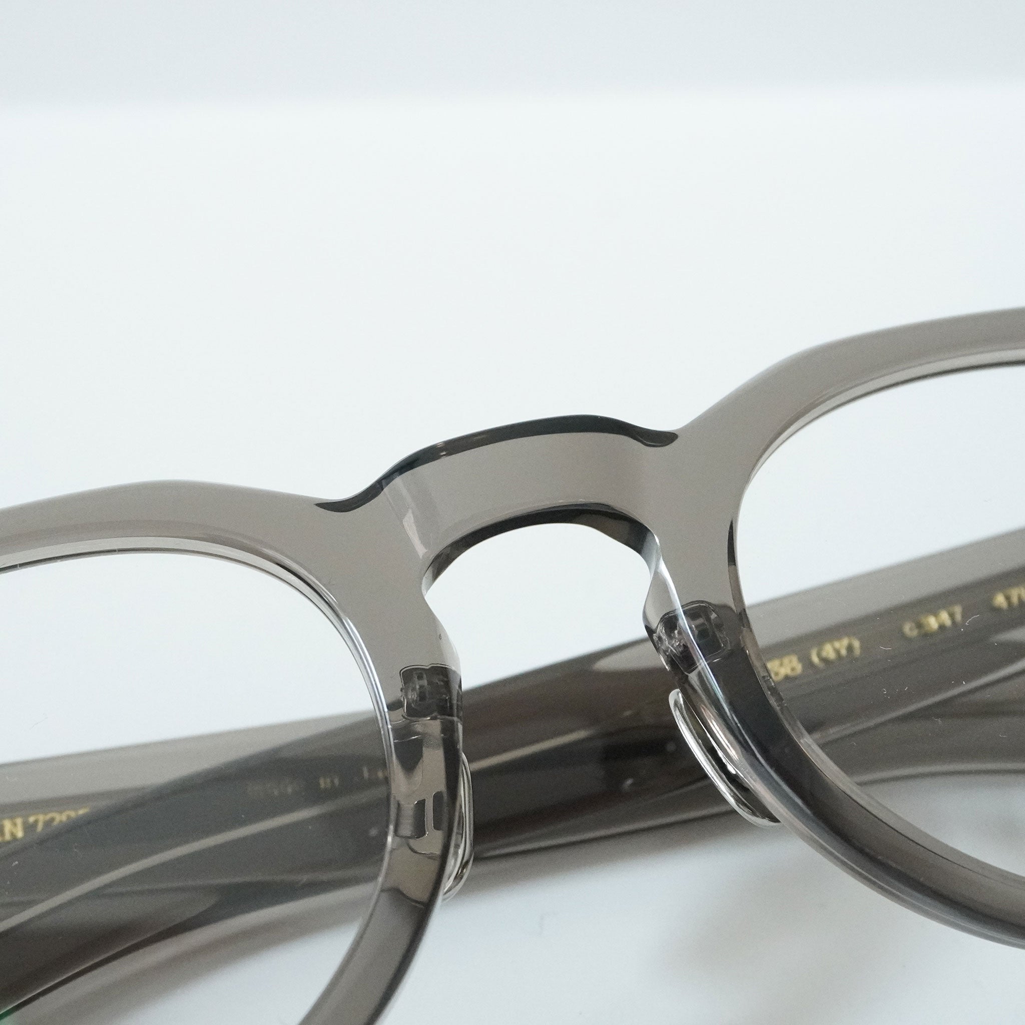 新品　eyevan 7285 335 c.347 伊達メガネ　　クリアグレー 新品 eyevan 7285 335 c.347 伊達メガネ クリアグレー 【公式通販】