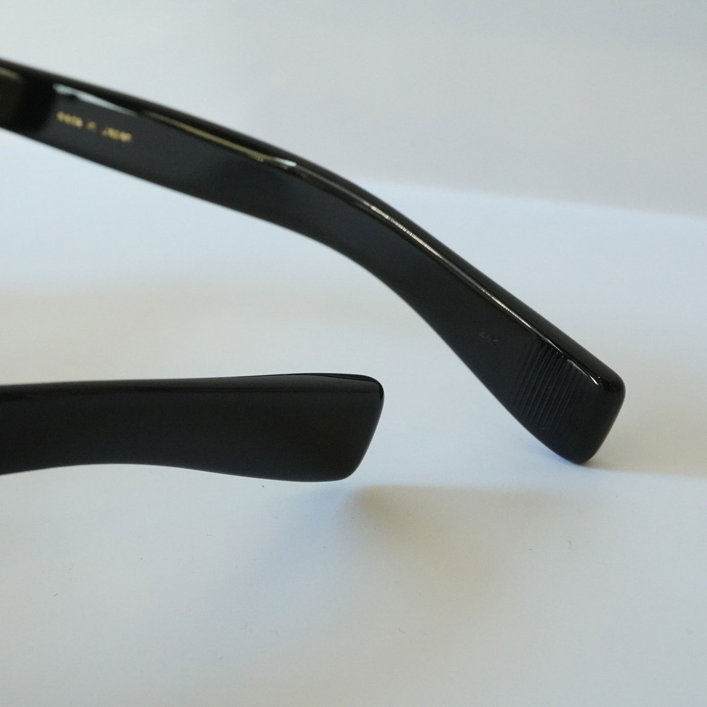 367 48 (100 - BLACK - Lens: SMOKE BROWN)
