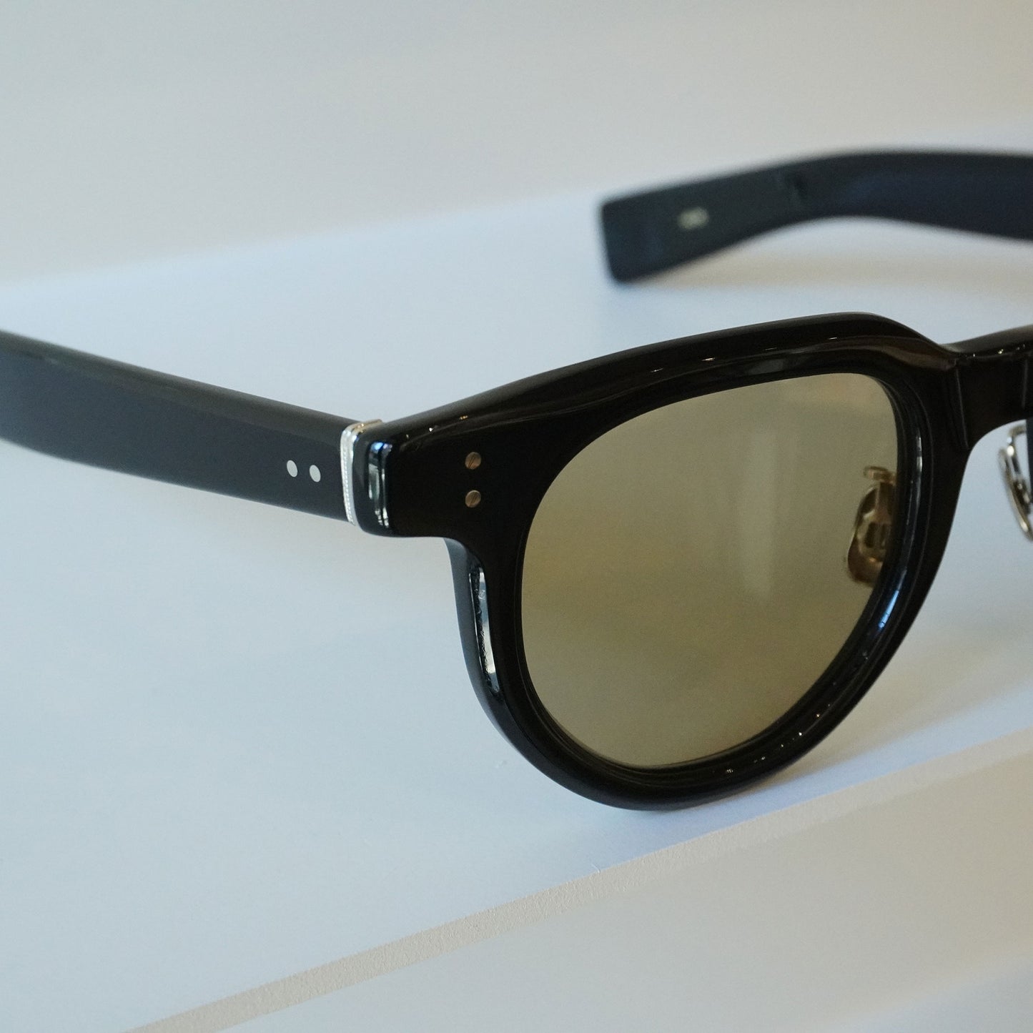 367 48 (100 - BLACK - Lens: SMOKE BROWN)