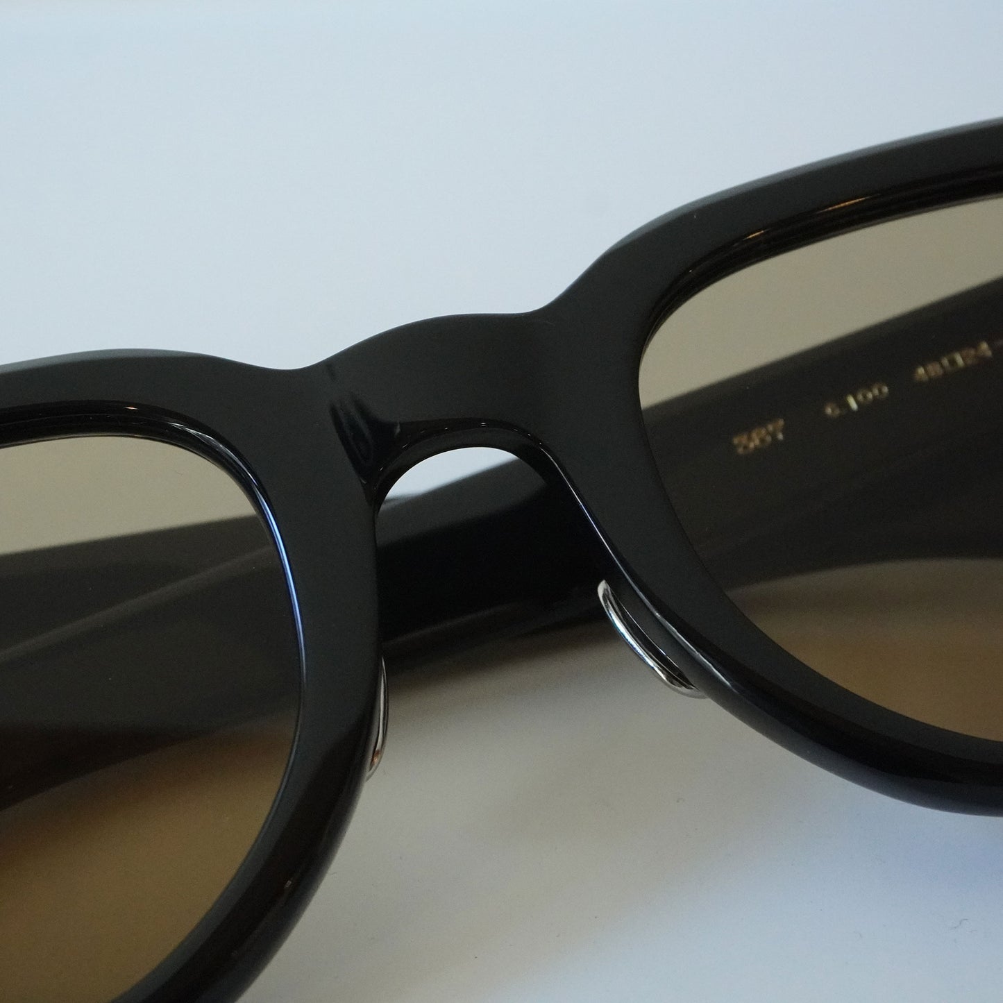 367 48 (100 - BLACK - Lens: SMOKE BROWN)
