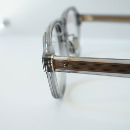 373 (124 - LIGHT CLEAR GREY)