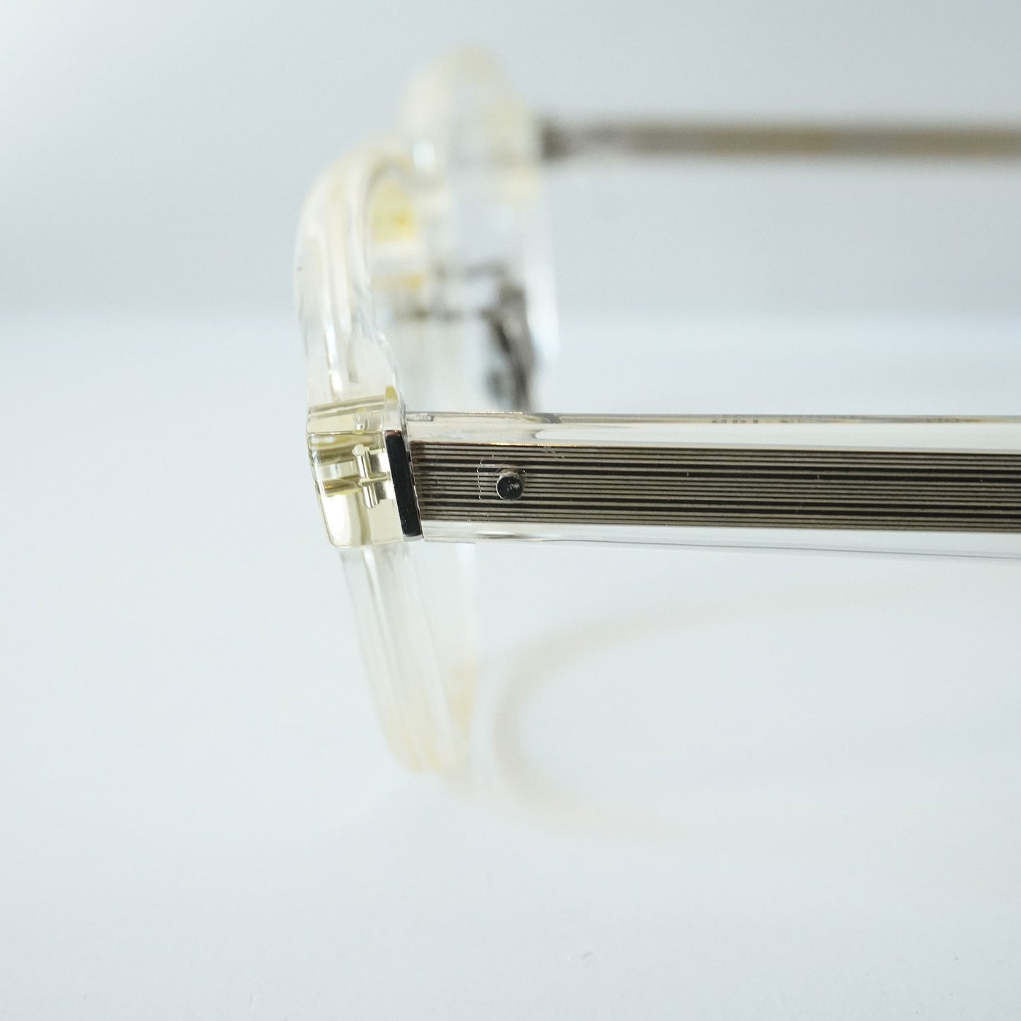 373 (307 - BEIGE CLEAR)