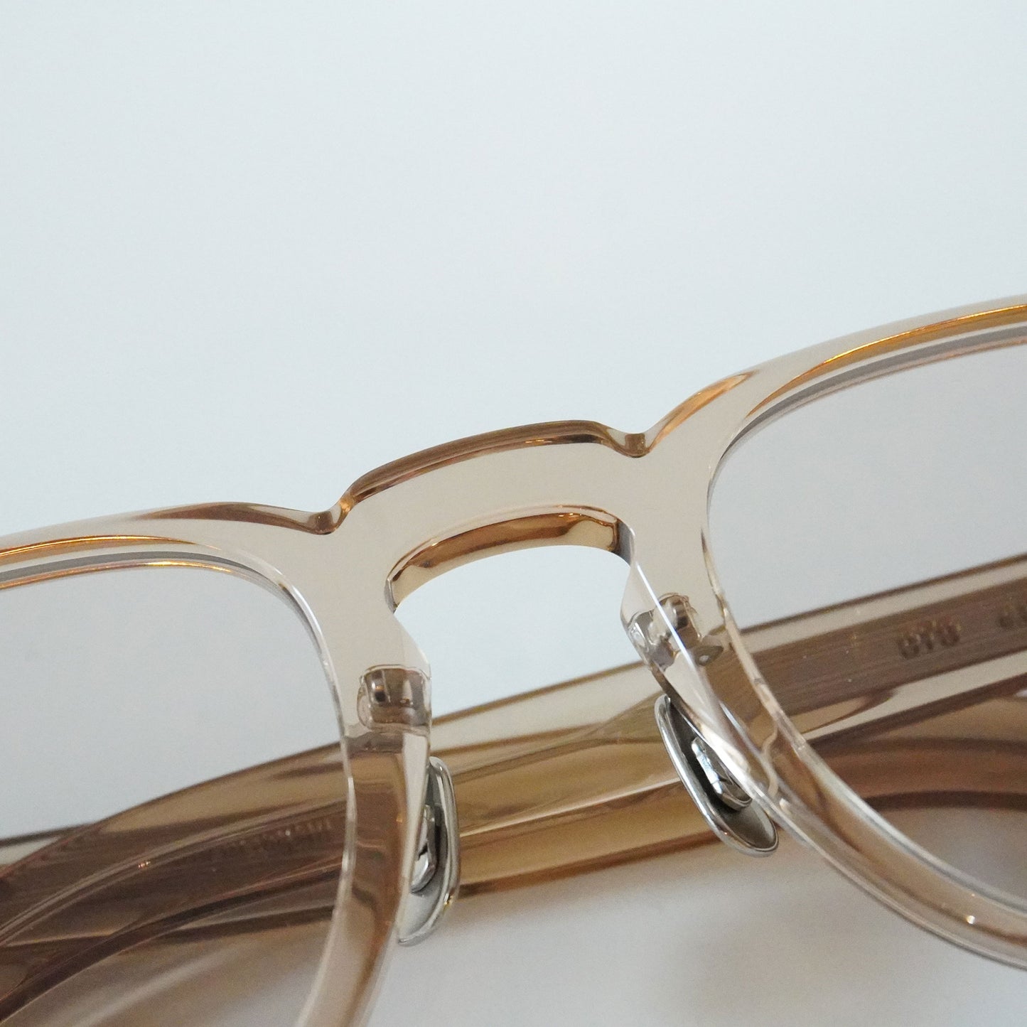 373 (364 - CLEAR GOLD)