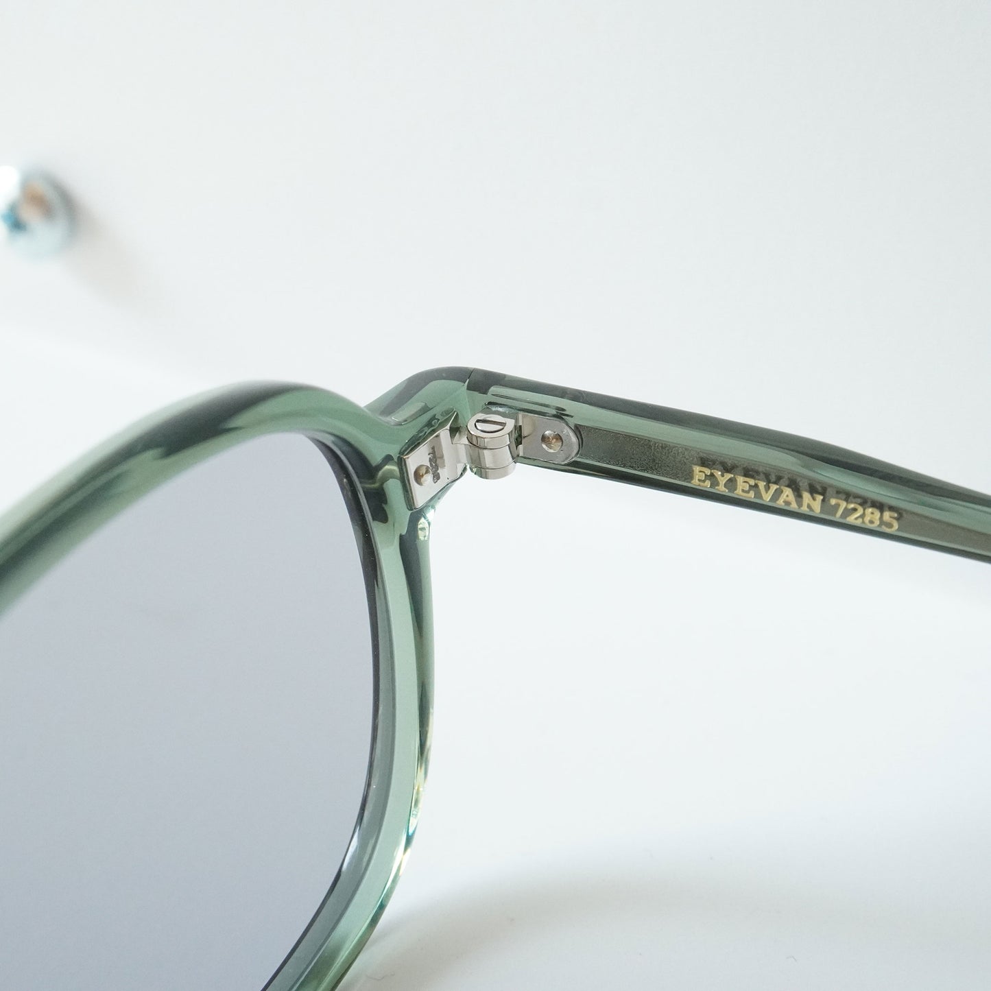 375 (417 - MOSS GREEN)