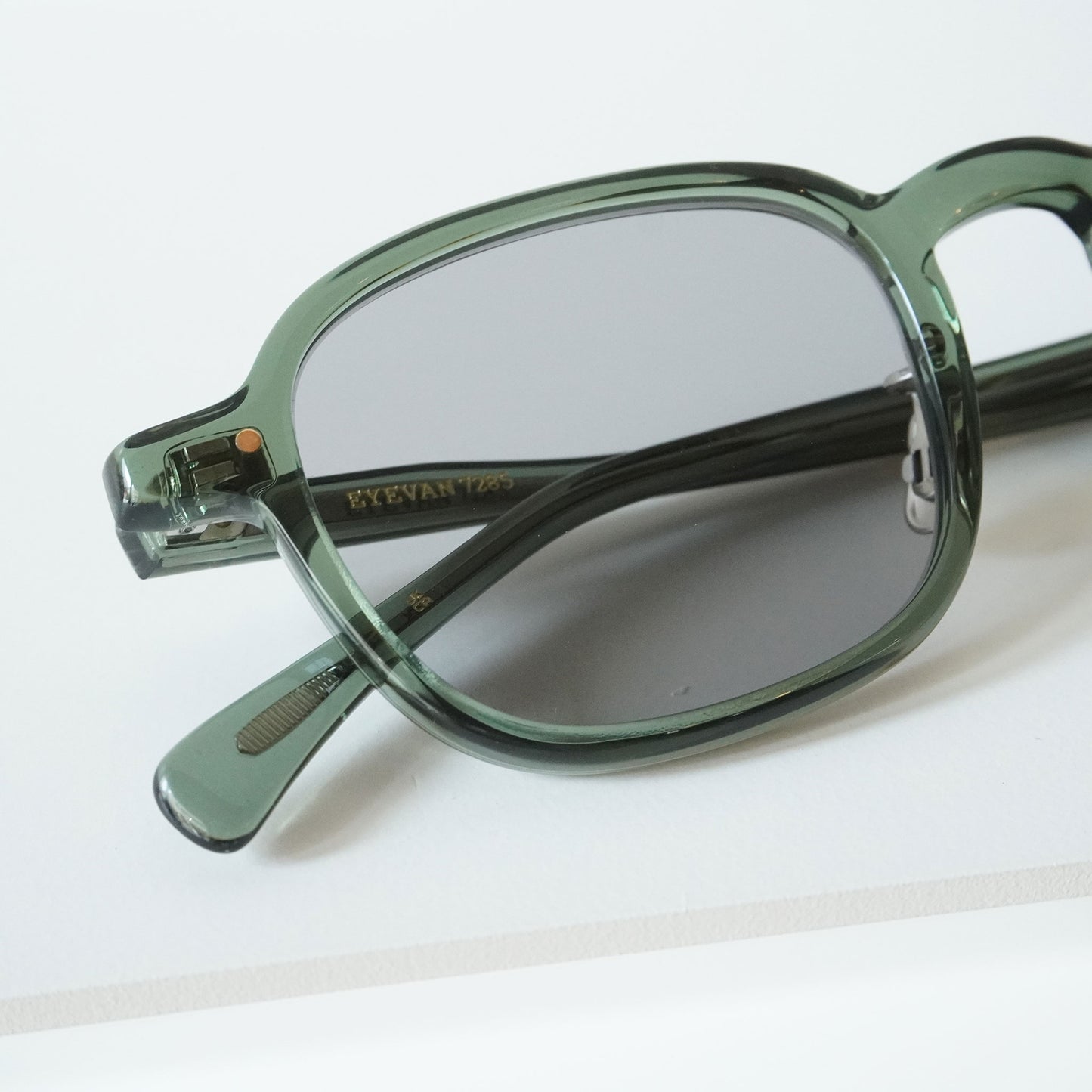 375 (417 - MOSS GREEN)