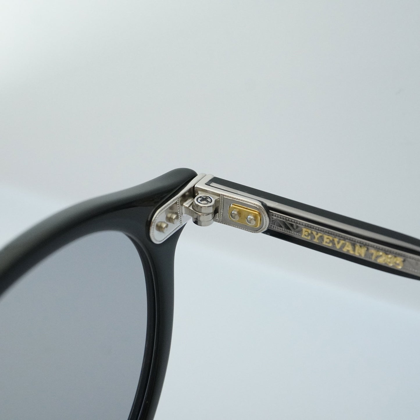 756 (100 - BLACK)